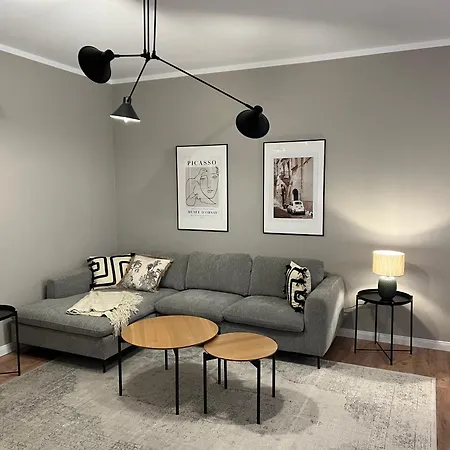 Life, Zentrale Neue Designwohnung Бремен